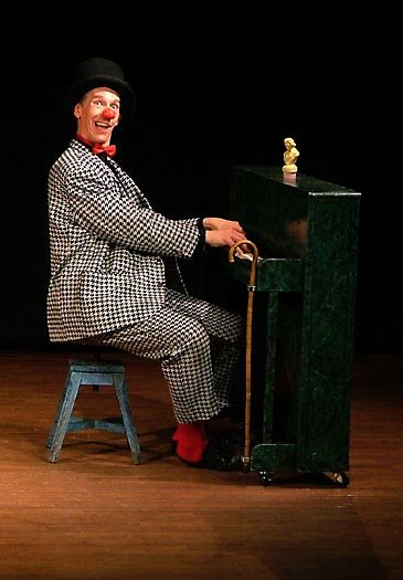 stooge3.jpg