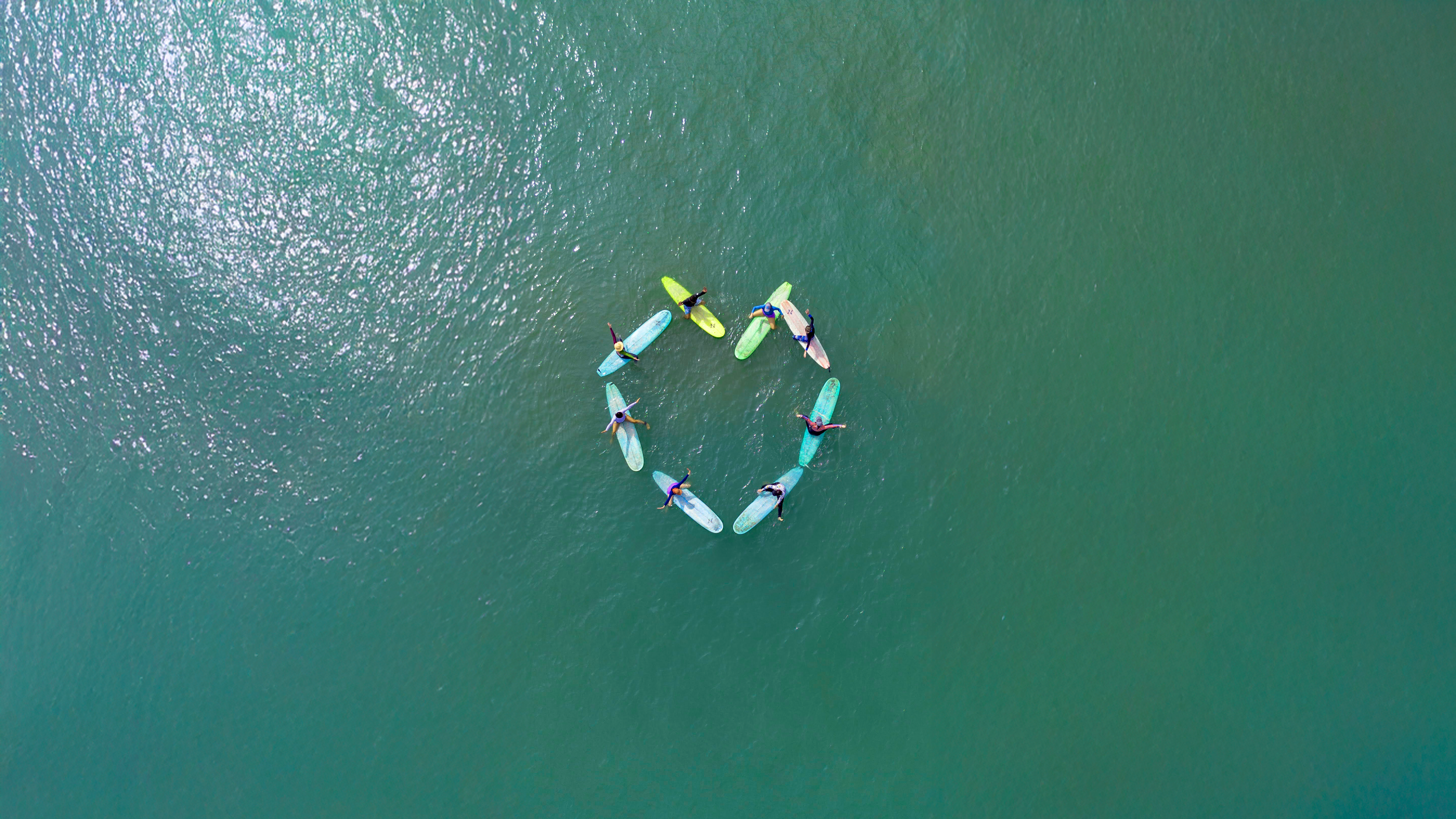 When the Ocean Becomes Medicine: Understanding Surf Therapy