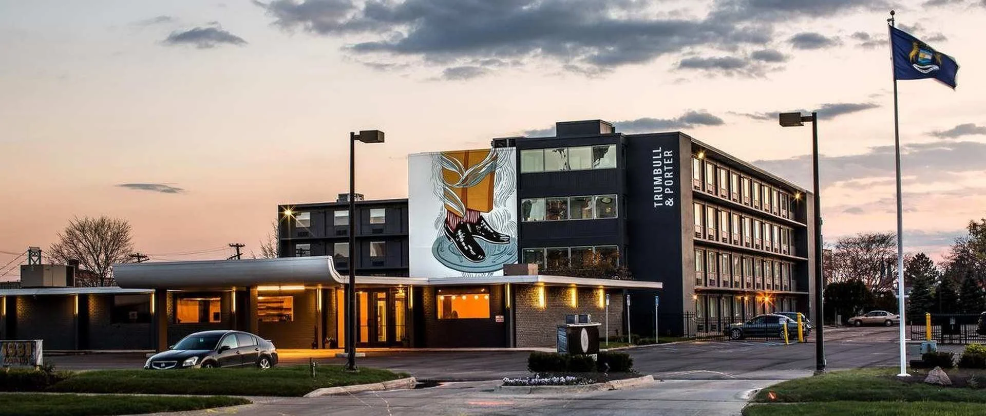 Trumbull & Porter Hotel Corktown Contemporary boutique hotel offering complimentary WiFi & secure parking, plus a laundry room & a gym. 1331 Trumbull 313.496.1400 Website