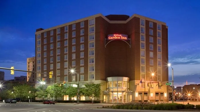 Hilton Garden Inn Downtown The Hilton Garden Inn is centrally located downtown in the heart of Harmonie Park and the stadium districts. Steps away from Comerica Park, Greektown, Campus Martius and more. 351 Gratiot Avenue 313.967.0900 Website