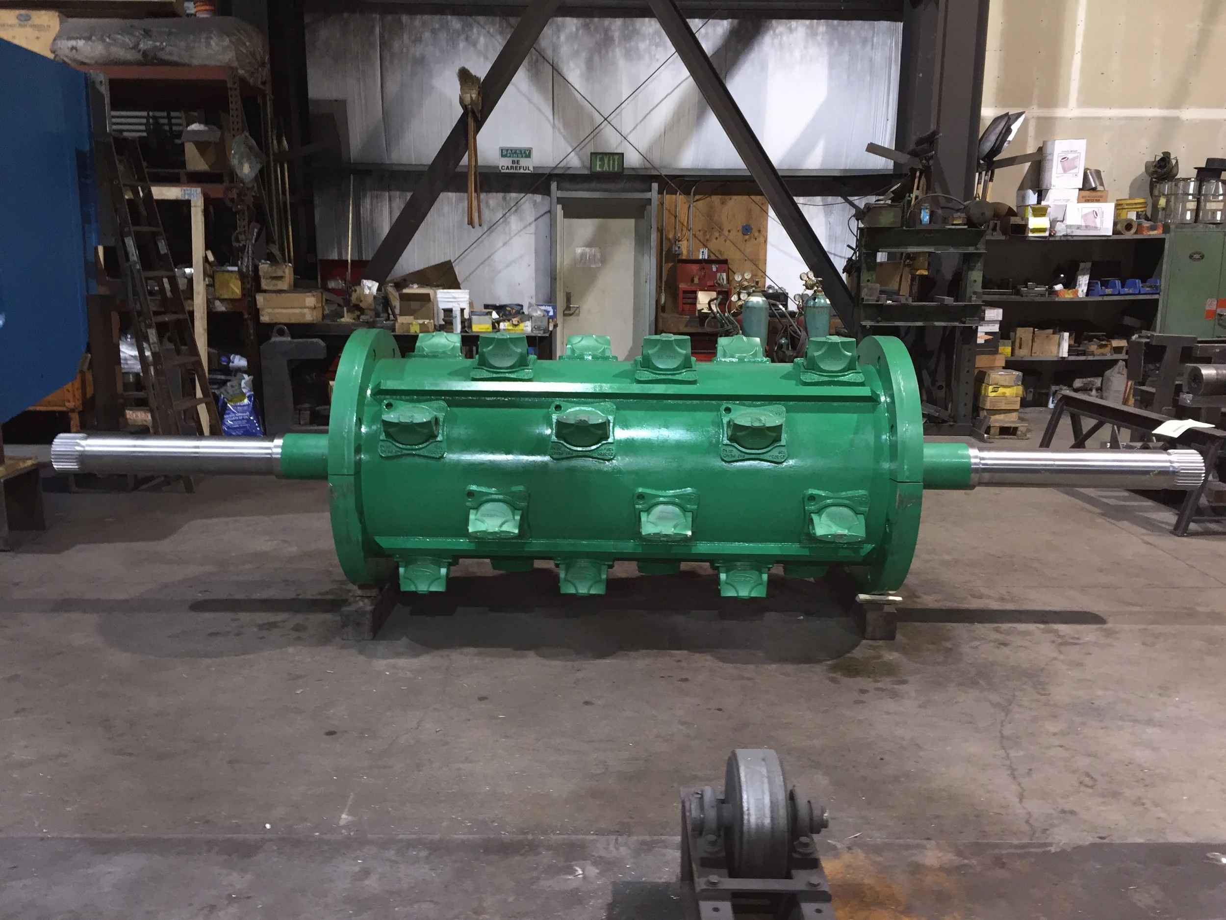 Completely fabricated and machined in our Portland facilities, for shredding metal using replaceable wear parts.