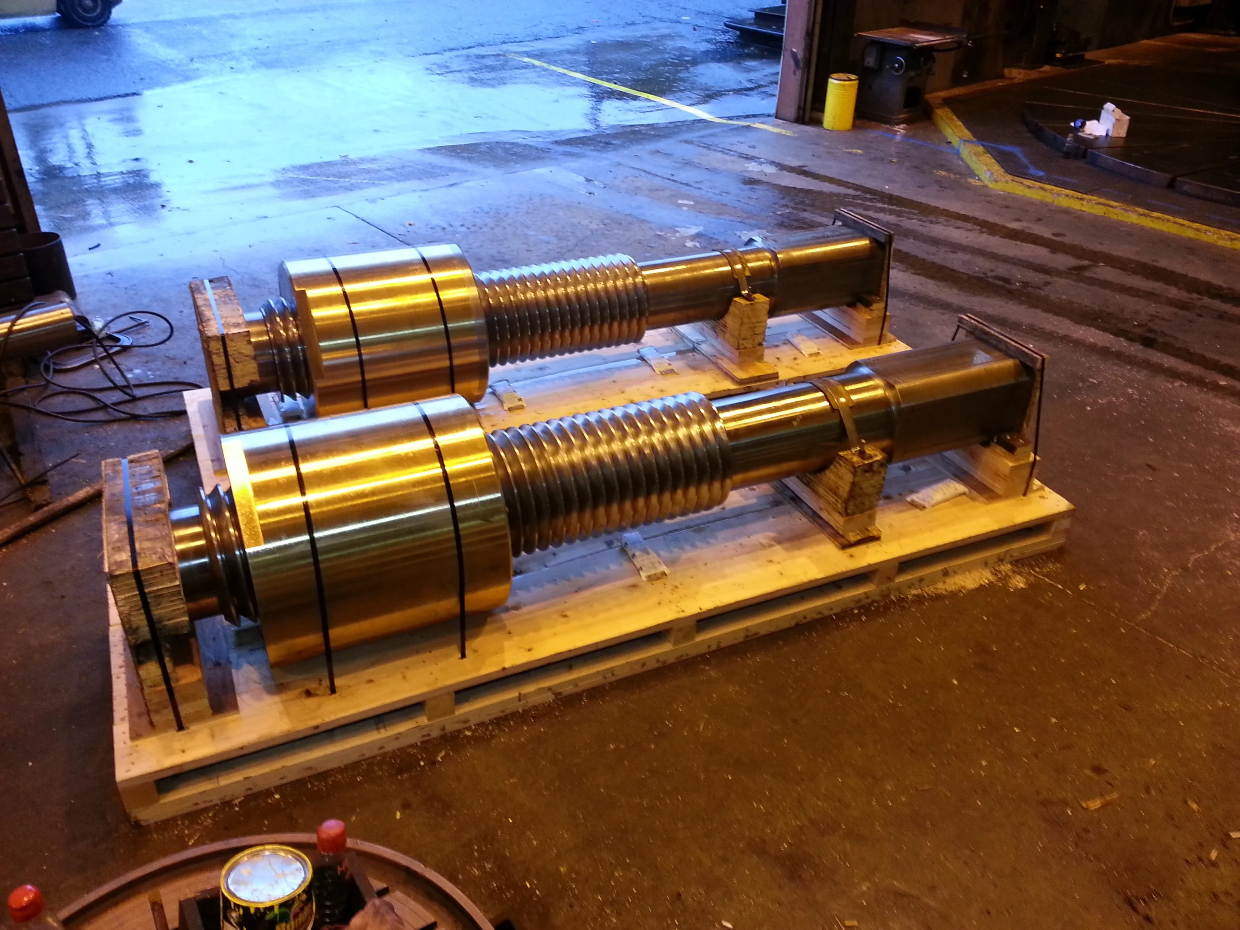Buttress threads for holding heavy loads can be CNC machined for your specific application.