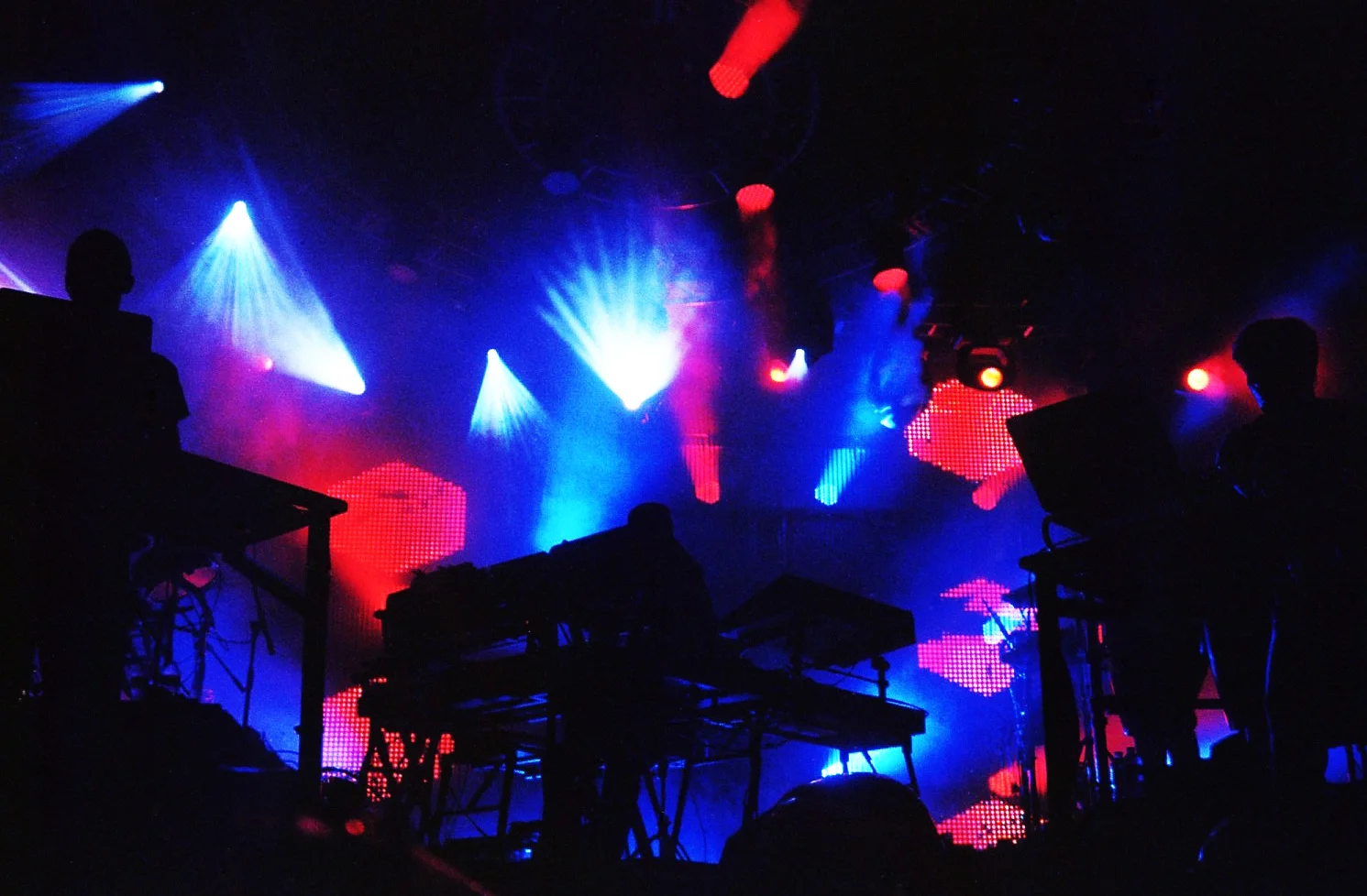 STS9.jpg