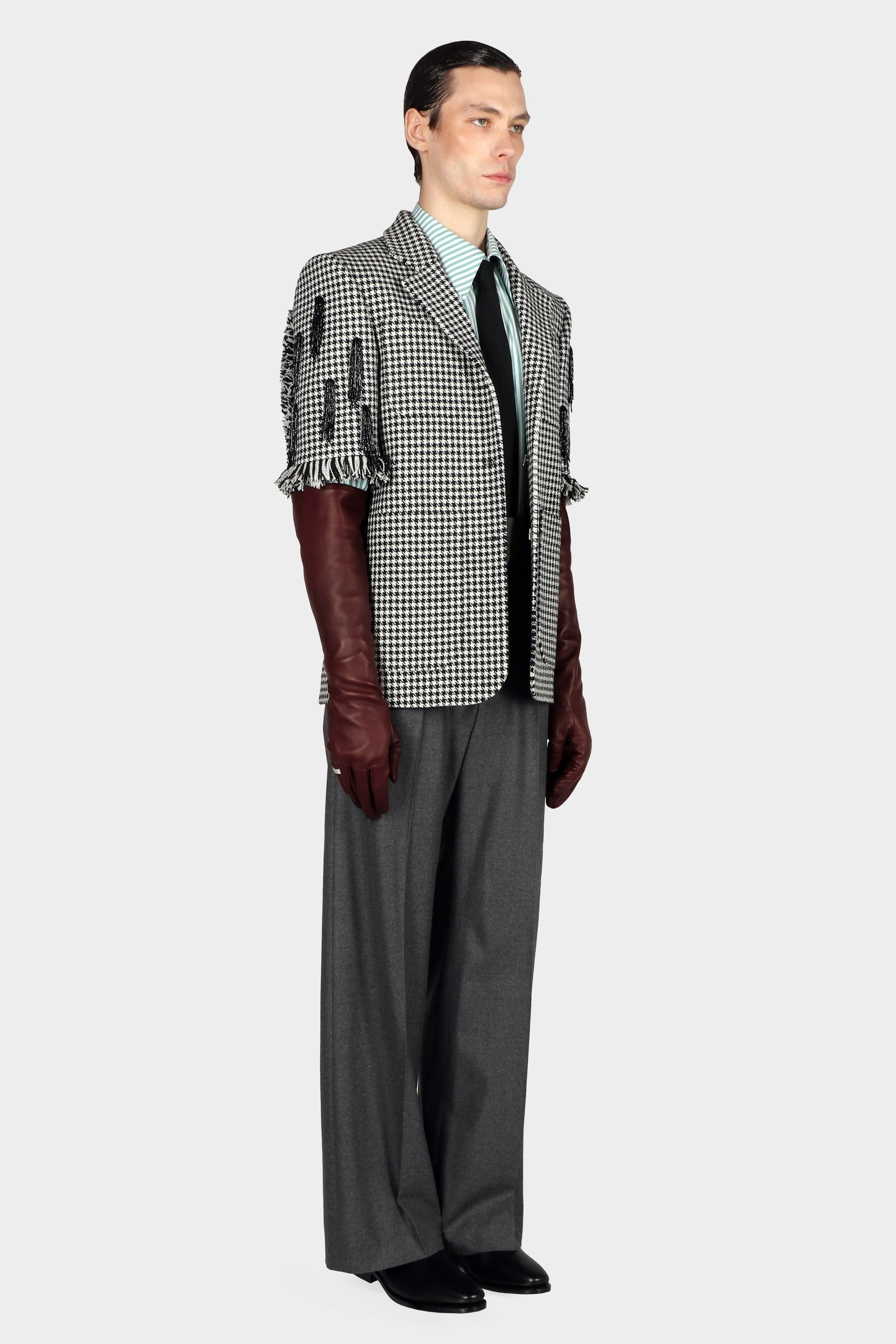 The Roméo Jakcet Front.jpg