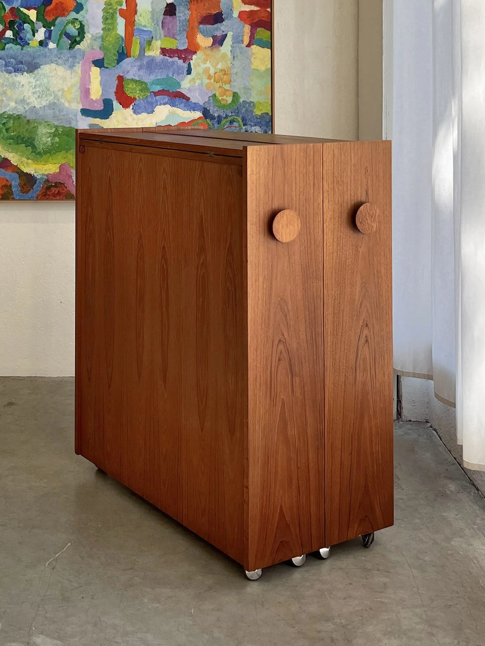 956101B2-894F-40F8-83BF-F22557379731