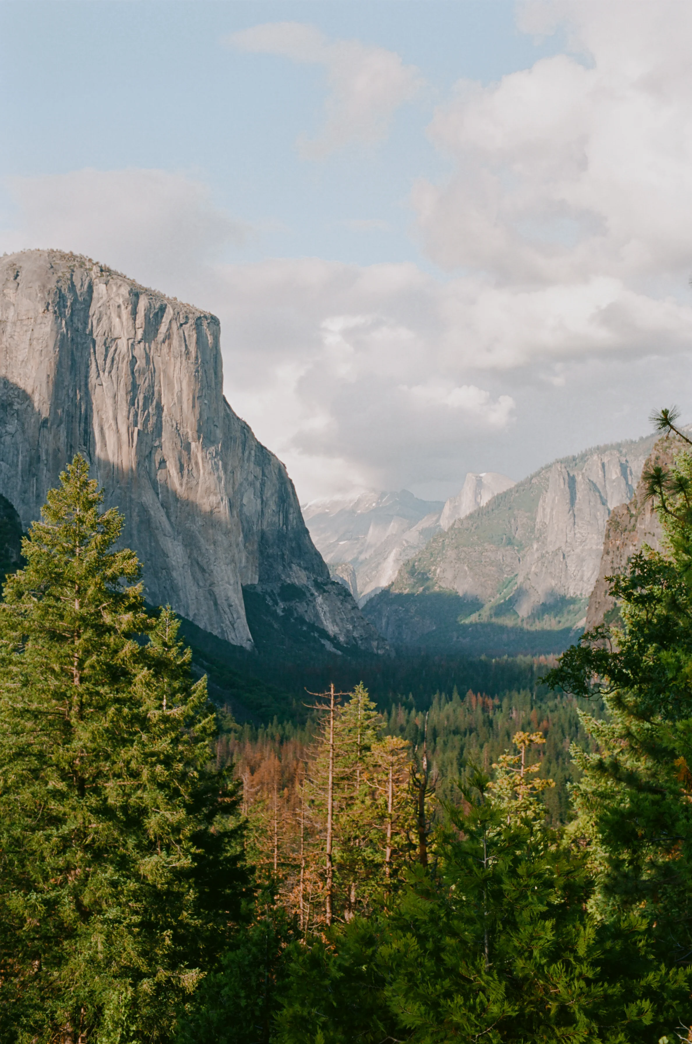 Tunnel View (Ektar 100)