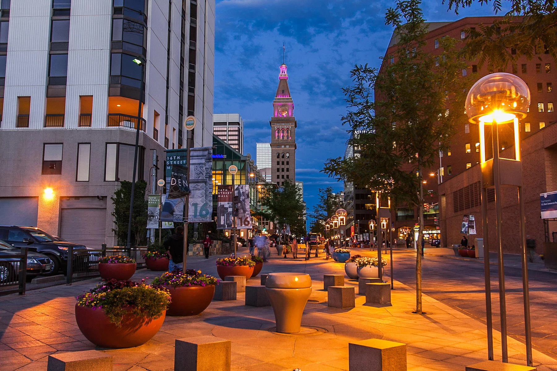1512 Larimer Street-037-038-16th St-MLS_Size.jpg