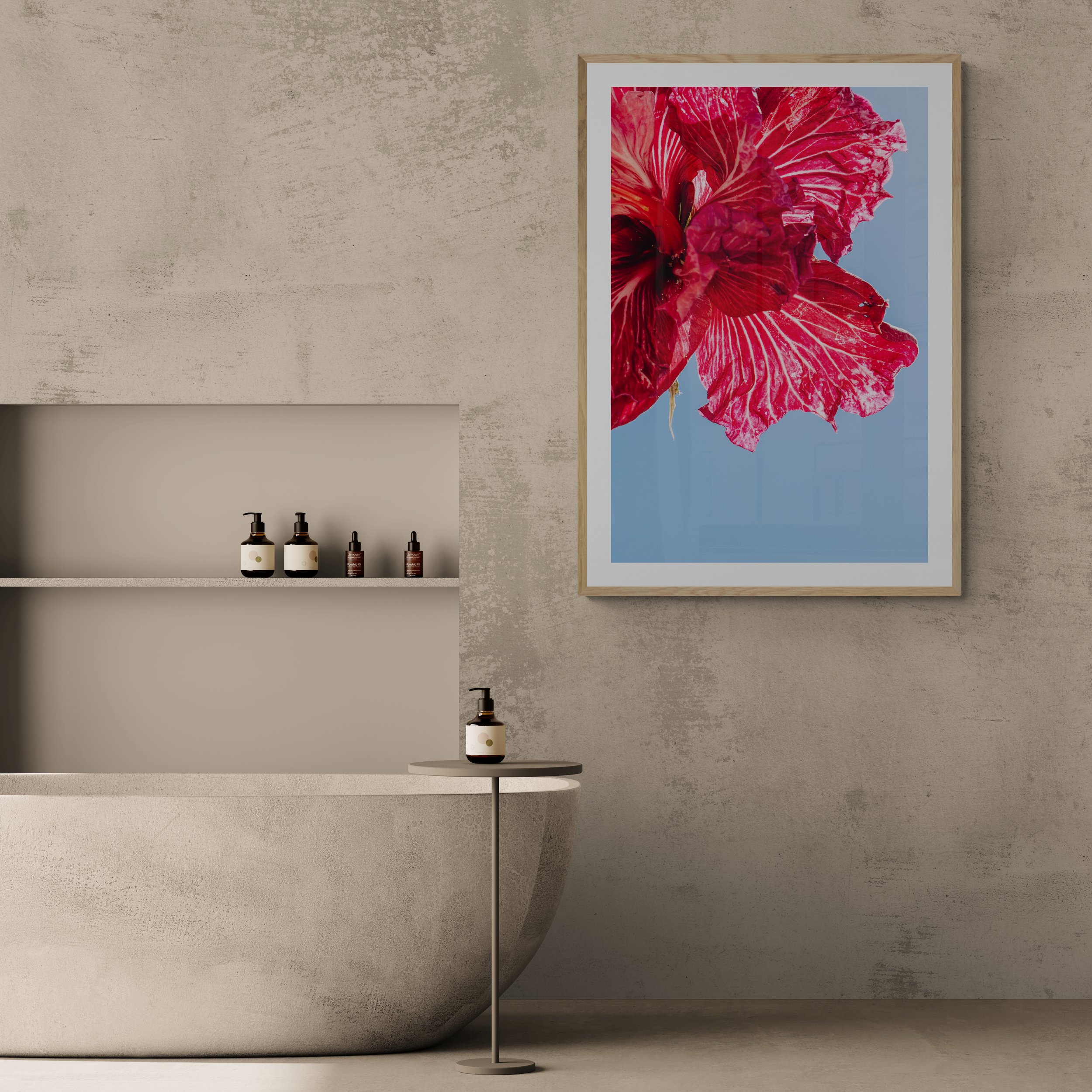 Relaxing_bath_with_side_table.jpg