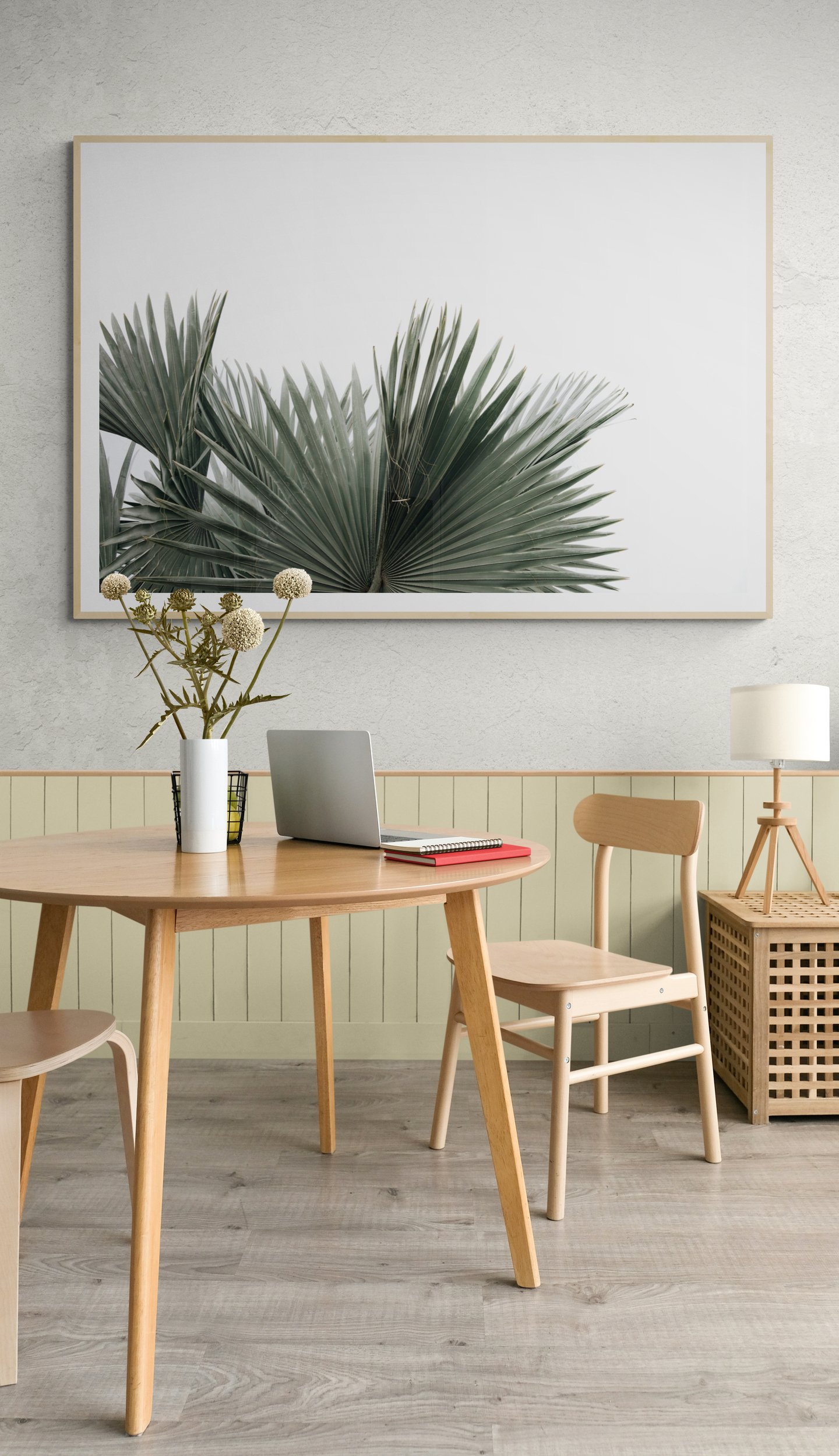 Bright_Scandinavian_style_dining_room.jpg
