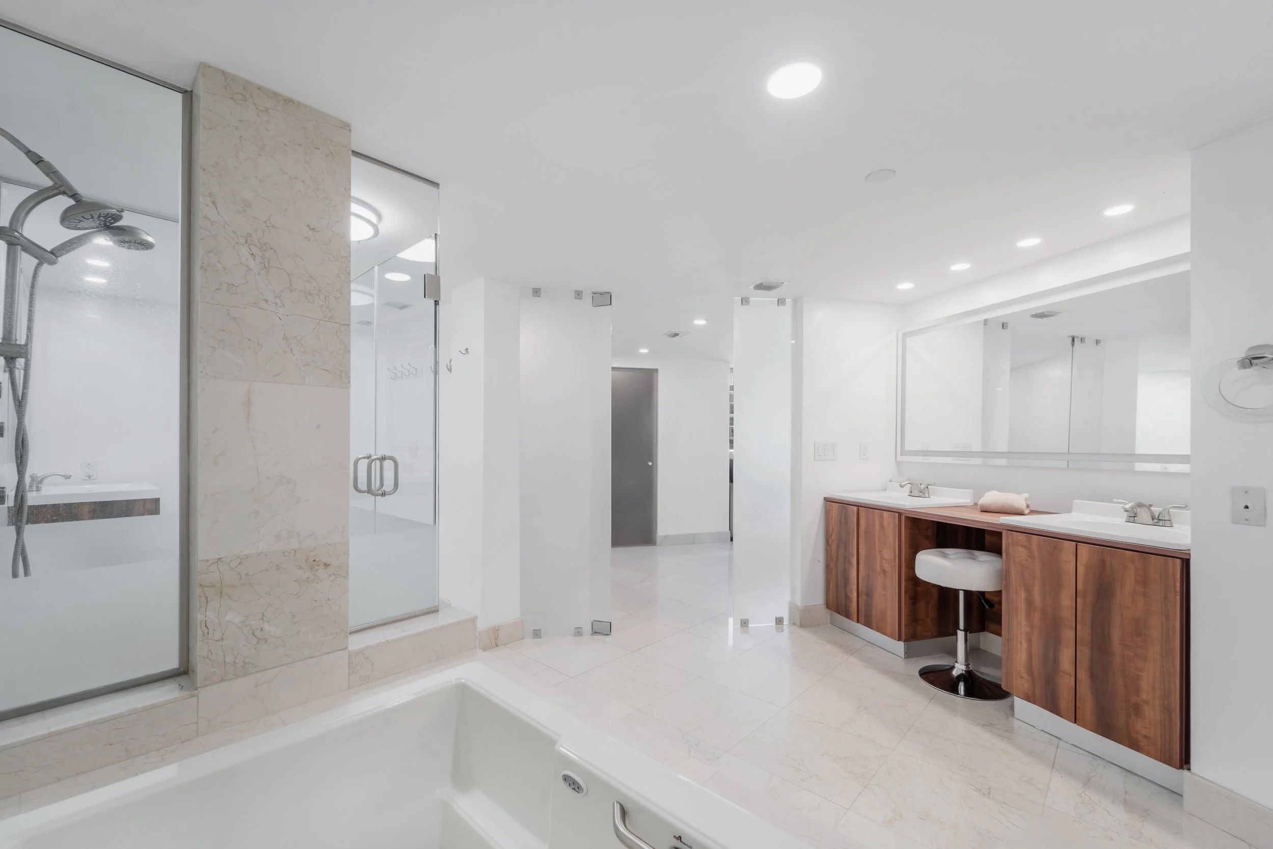 2127 Brickell Apt 2302 (68).jpg