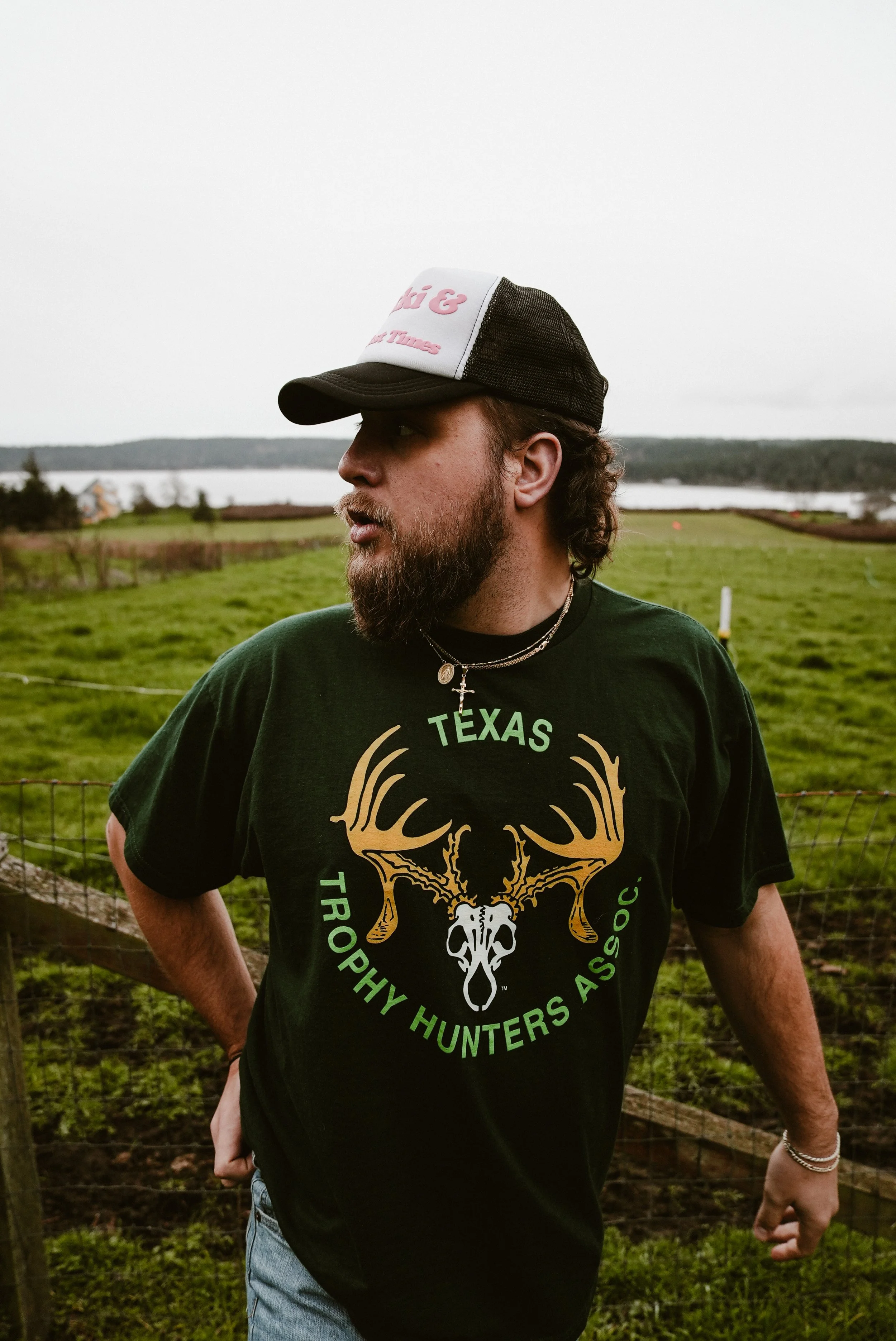 chlo + luke - whidbey airbnb-08.jpg