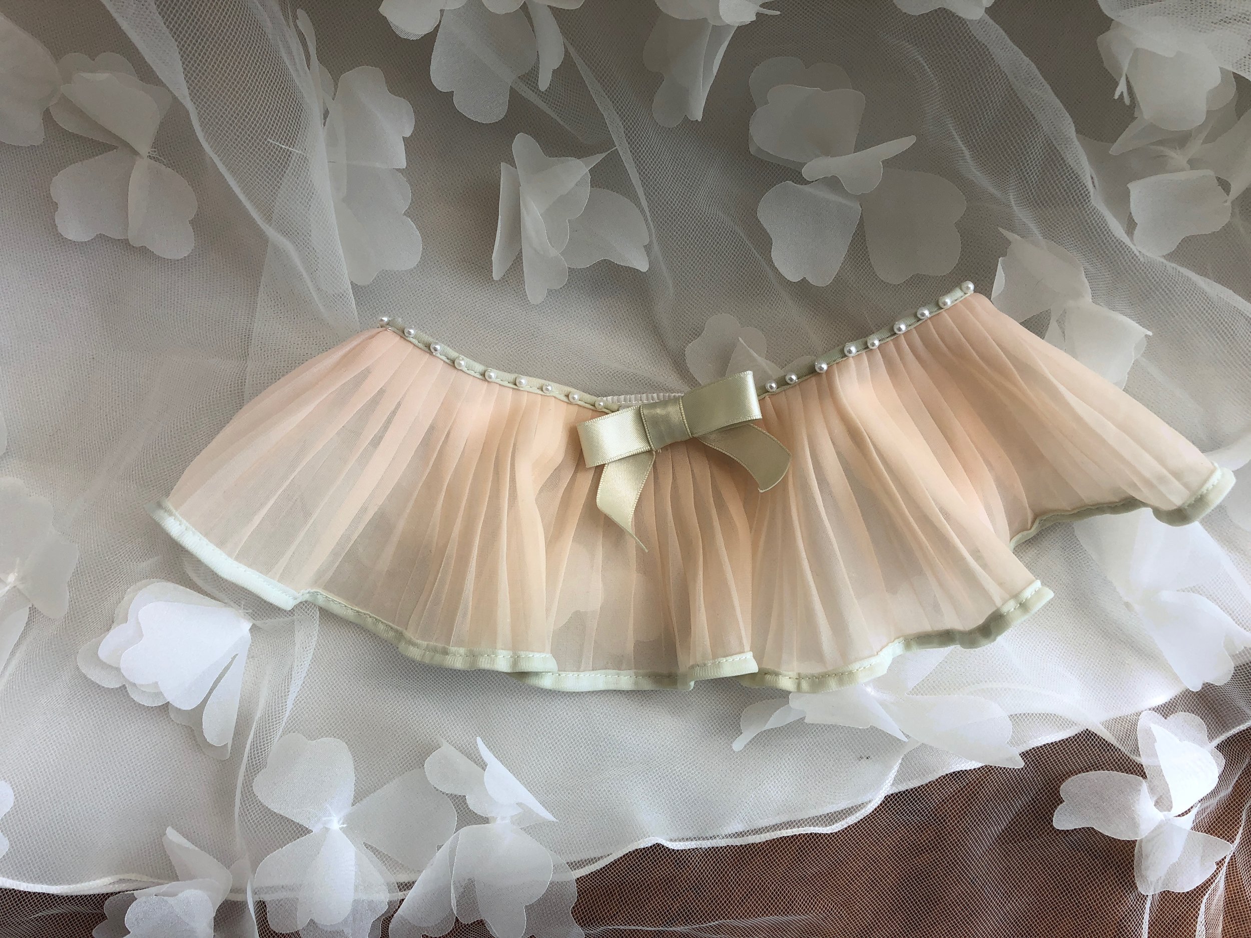 custom garter2.jpg