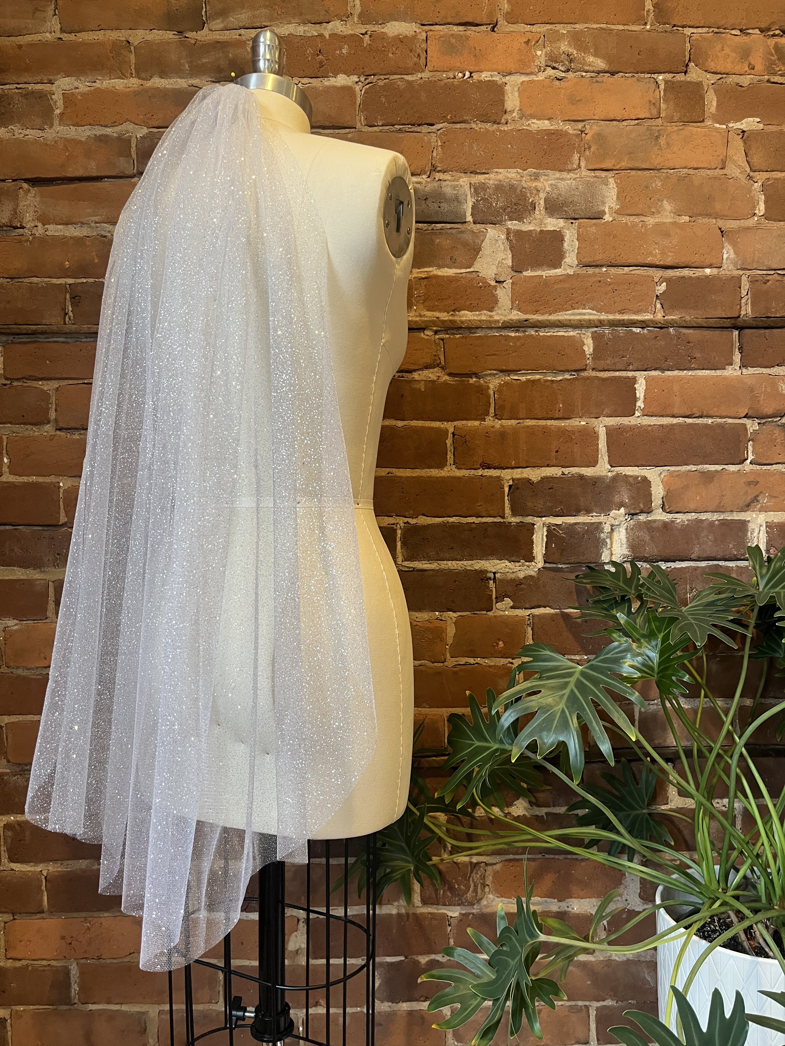 Pizzazz Veil