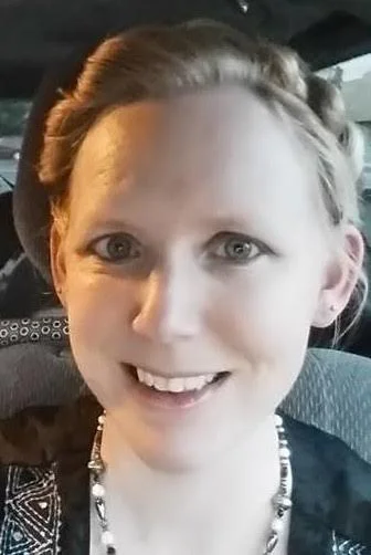 Elana.jpg