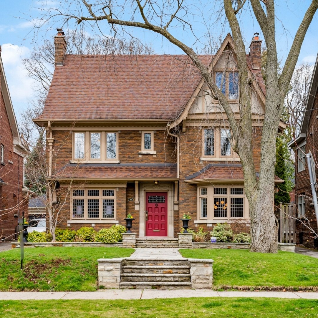 #ForSale | Discover a rare gem in the heart of Toronto's most coveted #NorthRosedale neighbourhood. This handsome residence, with its distinctive fa&ccedil;ade and roof peak, seamlessly blends traditional charm with tasteful updates and exudes warmth
