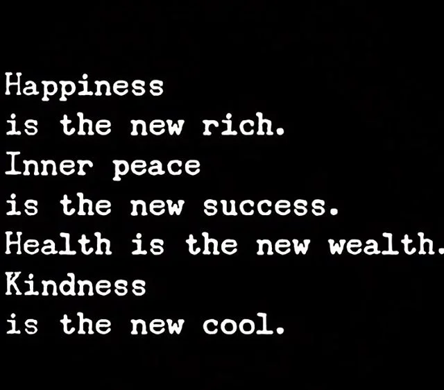 Happy Holidays! 🌹🎈#shopsmallbusiness #thenew #brooklyn #nyc #goodvibes