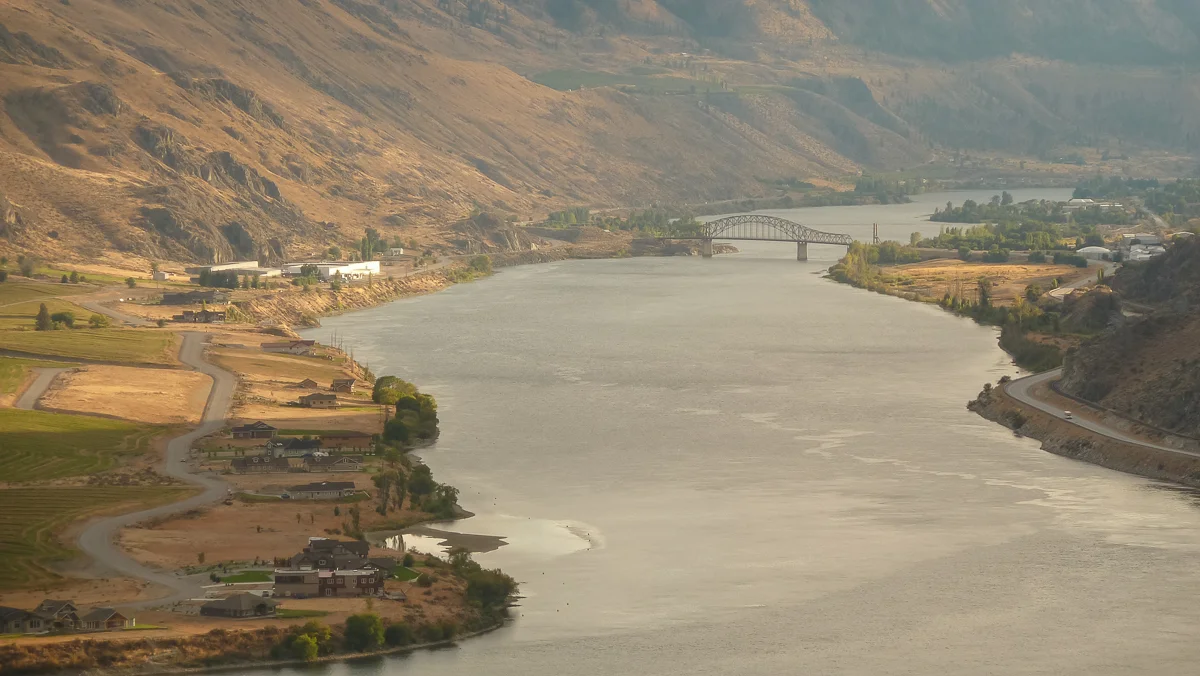 Beebe Bridge over the Columbia.
