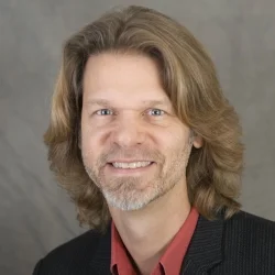 Stephen Dynako , The Emerging New Paradigm of Conscious Business