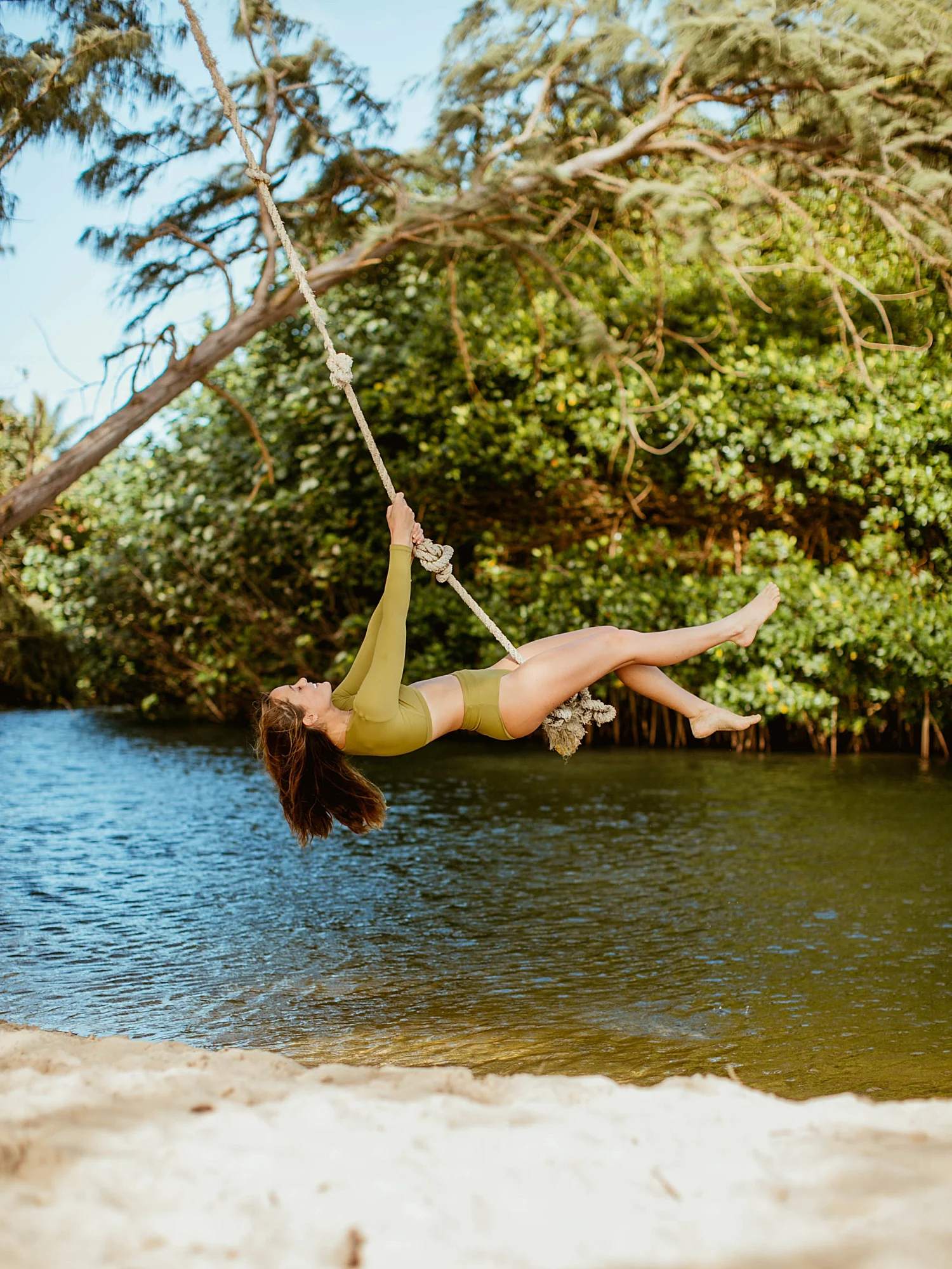 Travel & Lifestyle Fashion Photography with Bailey Nagy and Benoa Swim by Kelee Bovelle in Oahu Hawaii_0003.jpg