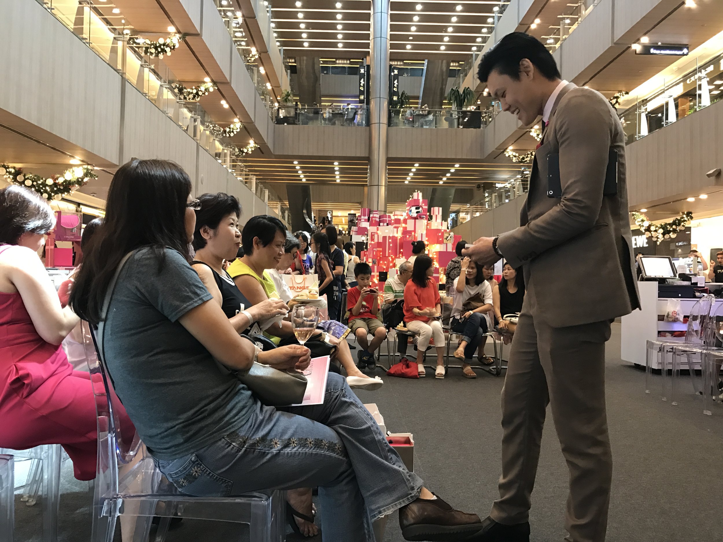 iPad Magician at High End Lancome Event