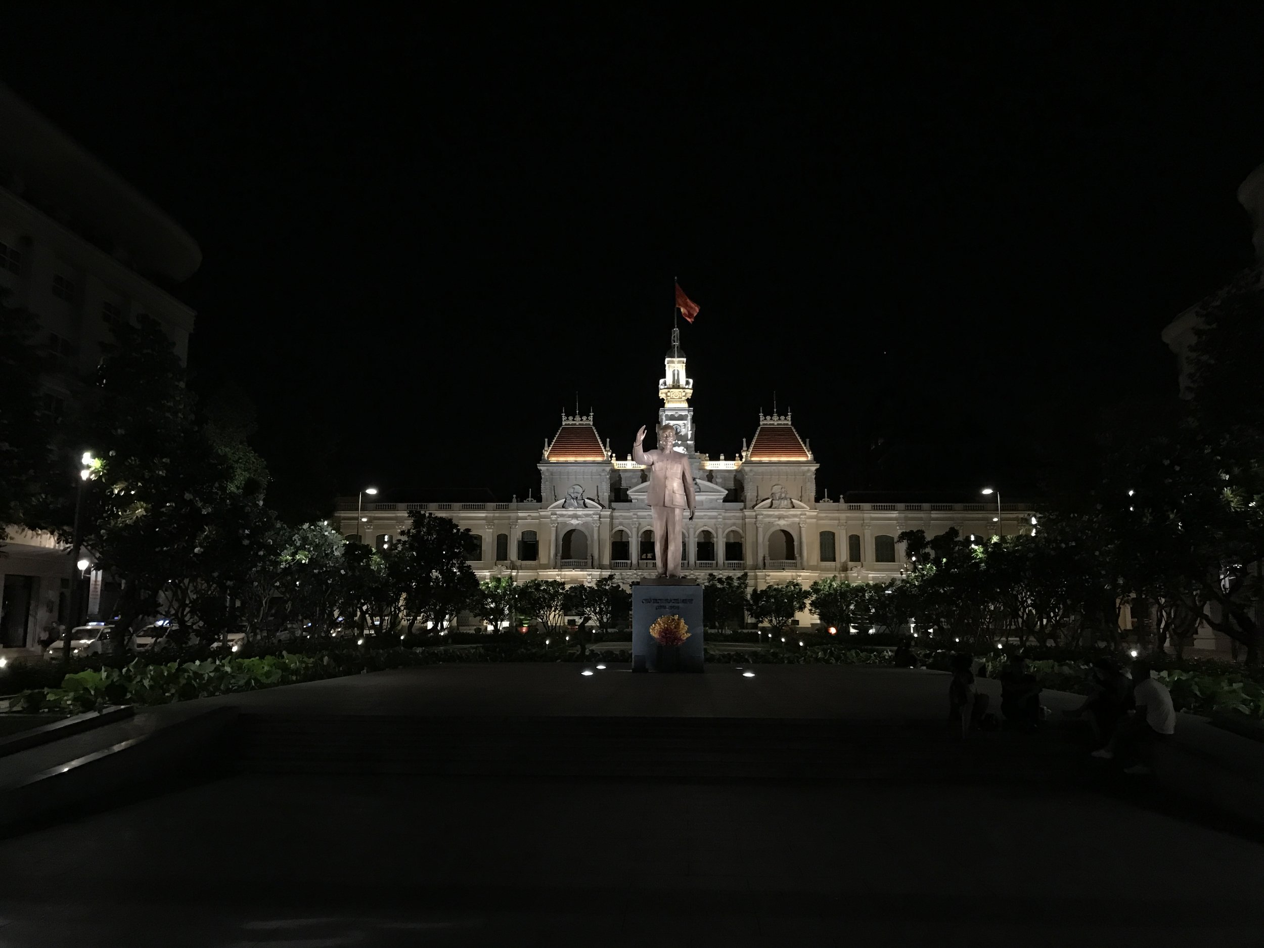 iPad Magician in Vietnam (Saigon)