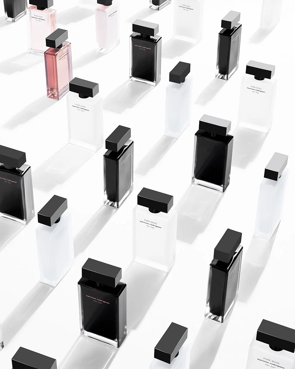  CLIENT: 
&nbsp;&nbsp;&nbsp;&nbsp;&nbsp;
Narciso Rodriguez ©
&nbsp;&nbsp;&nbsp;&nbsp;&nbsp;&nbsp;&nbsp;&nbsp;&nbsp;&nbsp; PHOTOGRAPHER 
&nbsp;&nbsp;&nbsp;&nbsp;&nbsp;
Robin Guittat