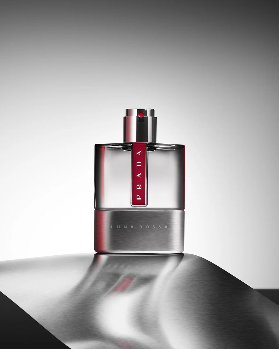  CLIENT: 
&nbsp;&nbsp;&nbsp;&nbsp;&nbsp;
Prada ©
&nbsp;&nbsp;&nbsp;&nbsp;&nbsp;&nbsp;&nbsp;&nbsp;&nbsp;&nbsp;
 PHOTOGRAPHER: 
&nbsp;&nbsp;&nbsp;&nbsp;&nbsp;
Robin Guittat