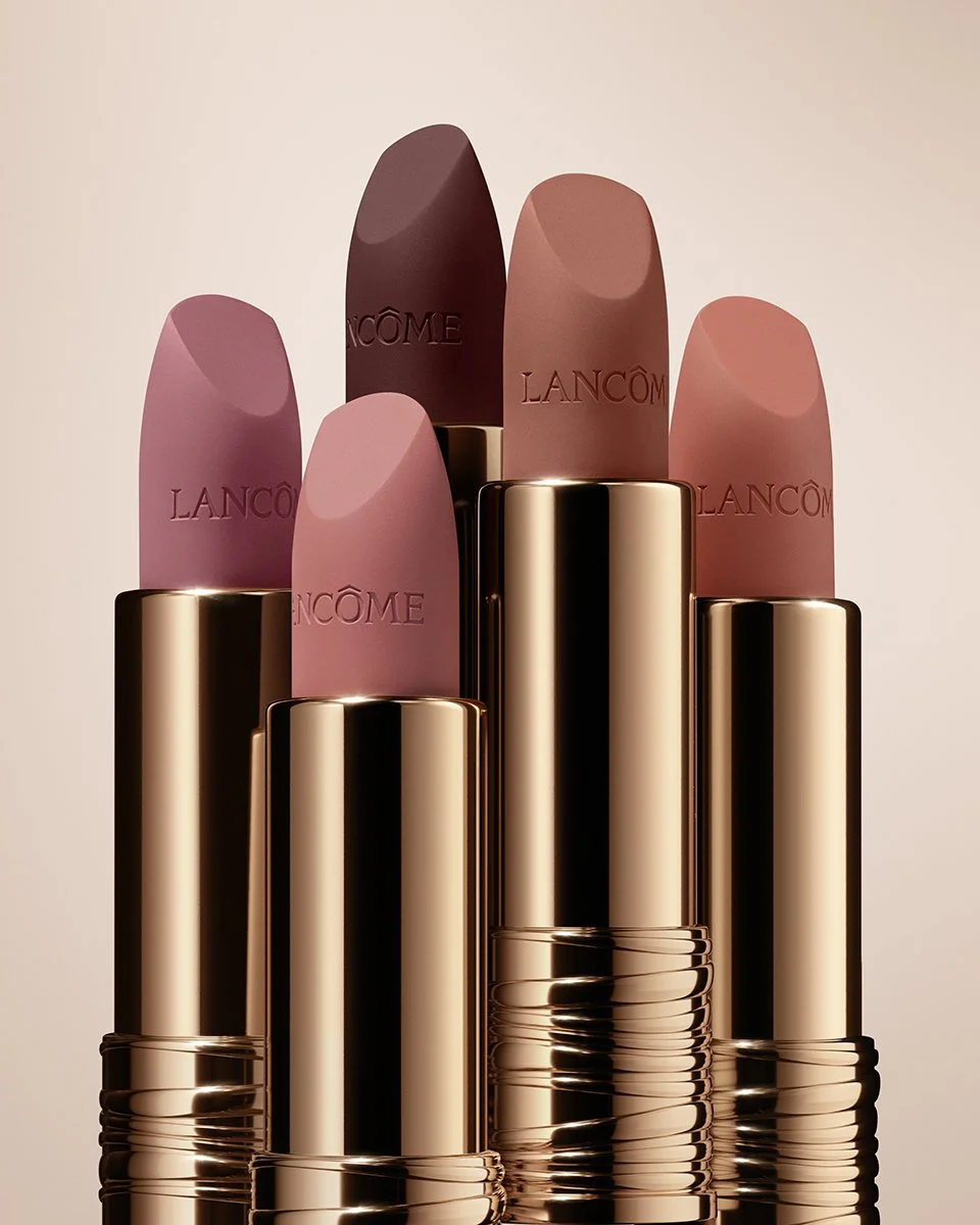  CLIENT: 
&nbsp;&nbsp;&nbsp;&nbsp;&nbsp;
Lancôme ©
&nbsp;&nbsp;&nbsp;&nbsp;&nbsp;&nbsp;&nbsp;&nbsp;&nbsp;&nbsp;
 3D: 
&nbsp;&nbsp;&nbsp;&nbsp;&nbsp;
d.v.n.a