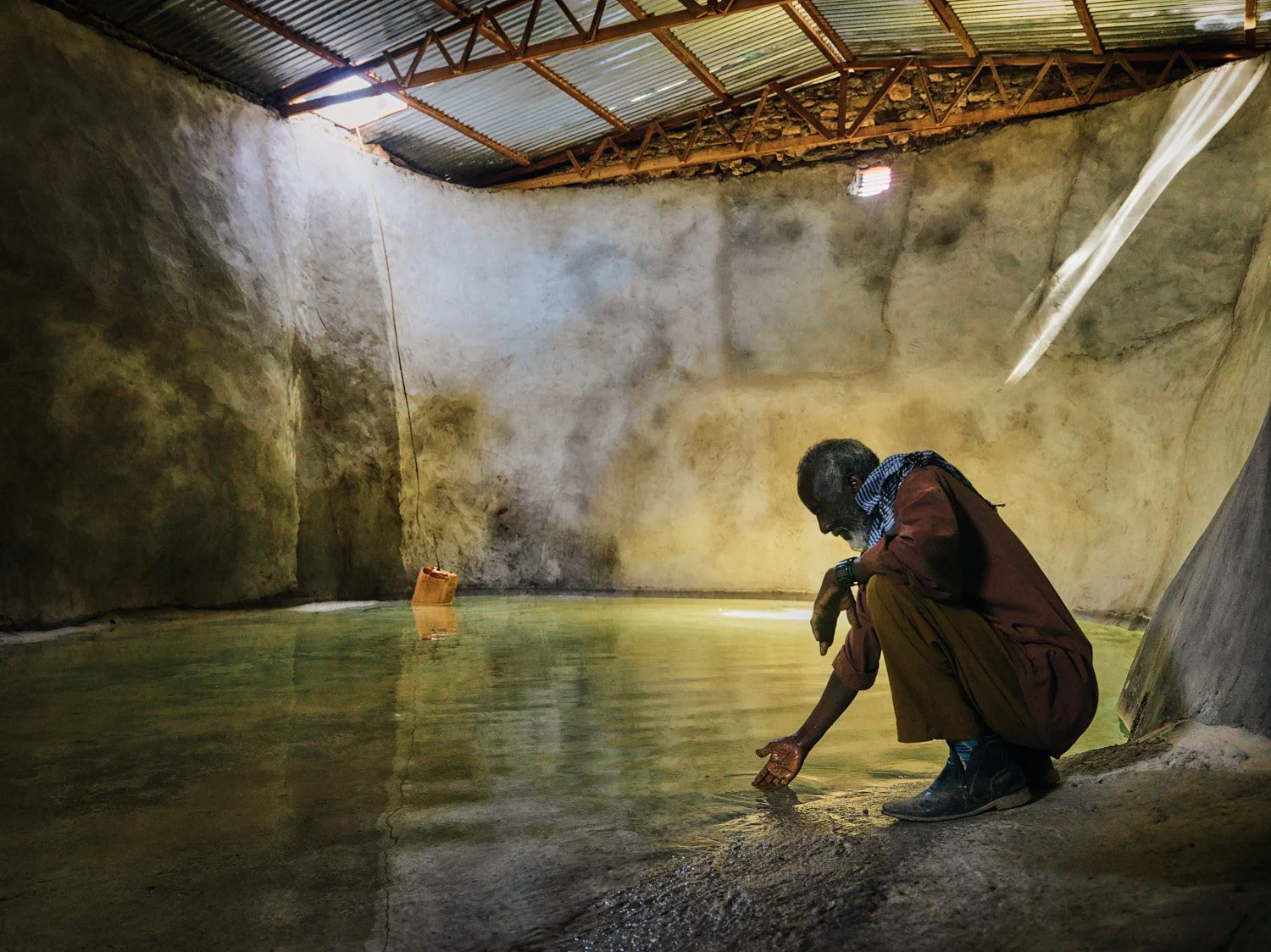  PHOTOGRAPHER: 
&nbsp;&nbsp;&nbsp;&nbsp;&nbsp;
Peter Caton ©