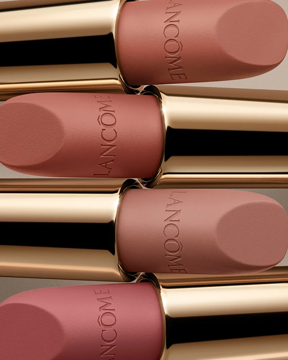  CLIENT: 
&nbsp;&nbsp;&nbsp;&nbsp;&nbsp;
Lancôme ©
&nbsp;&nbsp;&nbsp;&nbsp;&nbsp;&nbsp;&nbsp;&nbsp;&nbsp;&nbsp;
 3D: 
&nbsp;&nbsp;&nbsp;&nbsp;&nbsp;
d.v.n.a