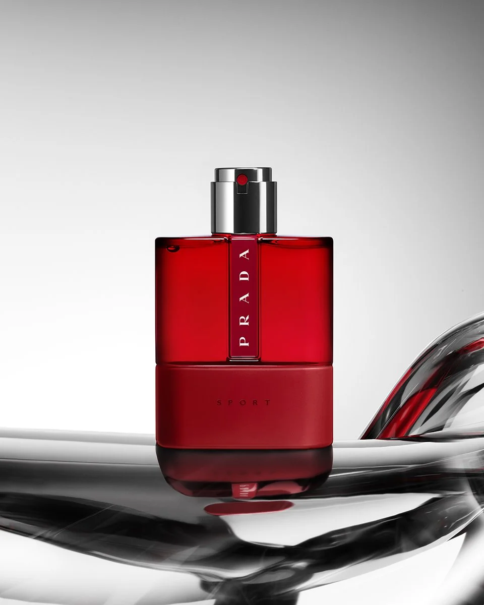  CLIENT: 
&nbsp;&nbsp;&nbsp;&nbsp;&nbsp;
Prada ©
&nbsp;&nbsp;&nbsp;&nbsp;&nbsp;&nbsp;&nbsp;&nbsp;&nbsp;&nbsp;
 PHOTOGRAPHER: 
&nbsp;&nbsp;&nbsp;&nbsp;&nbsp;
Robin Guittat