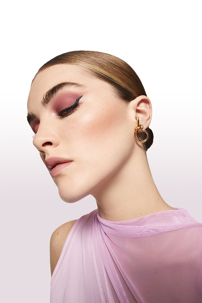  CLIENT: 
&nbsp;&nbsp;&nbsp;&nbsp;&nbsp;
Lancôme ©