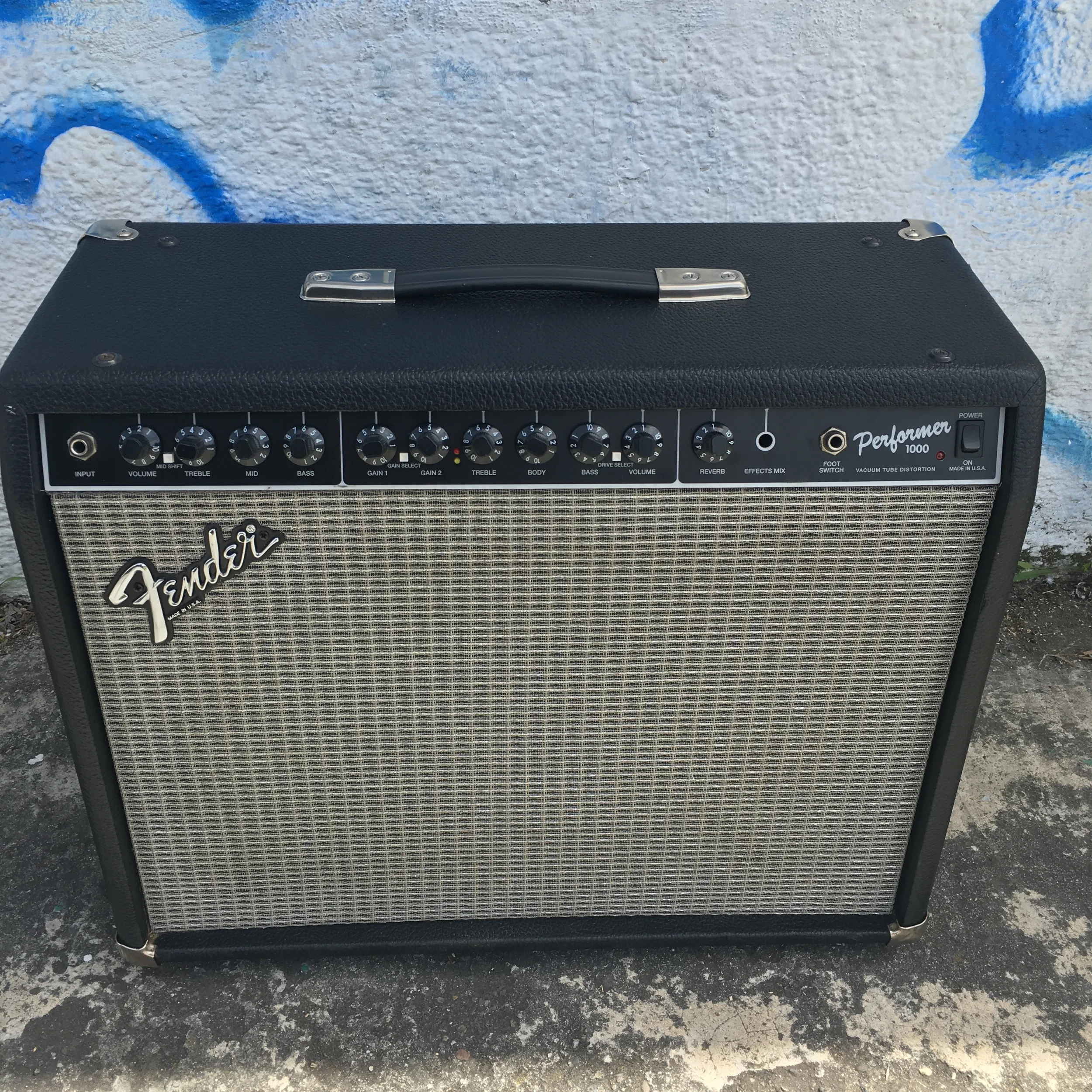 Fender Performer 1000 combo