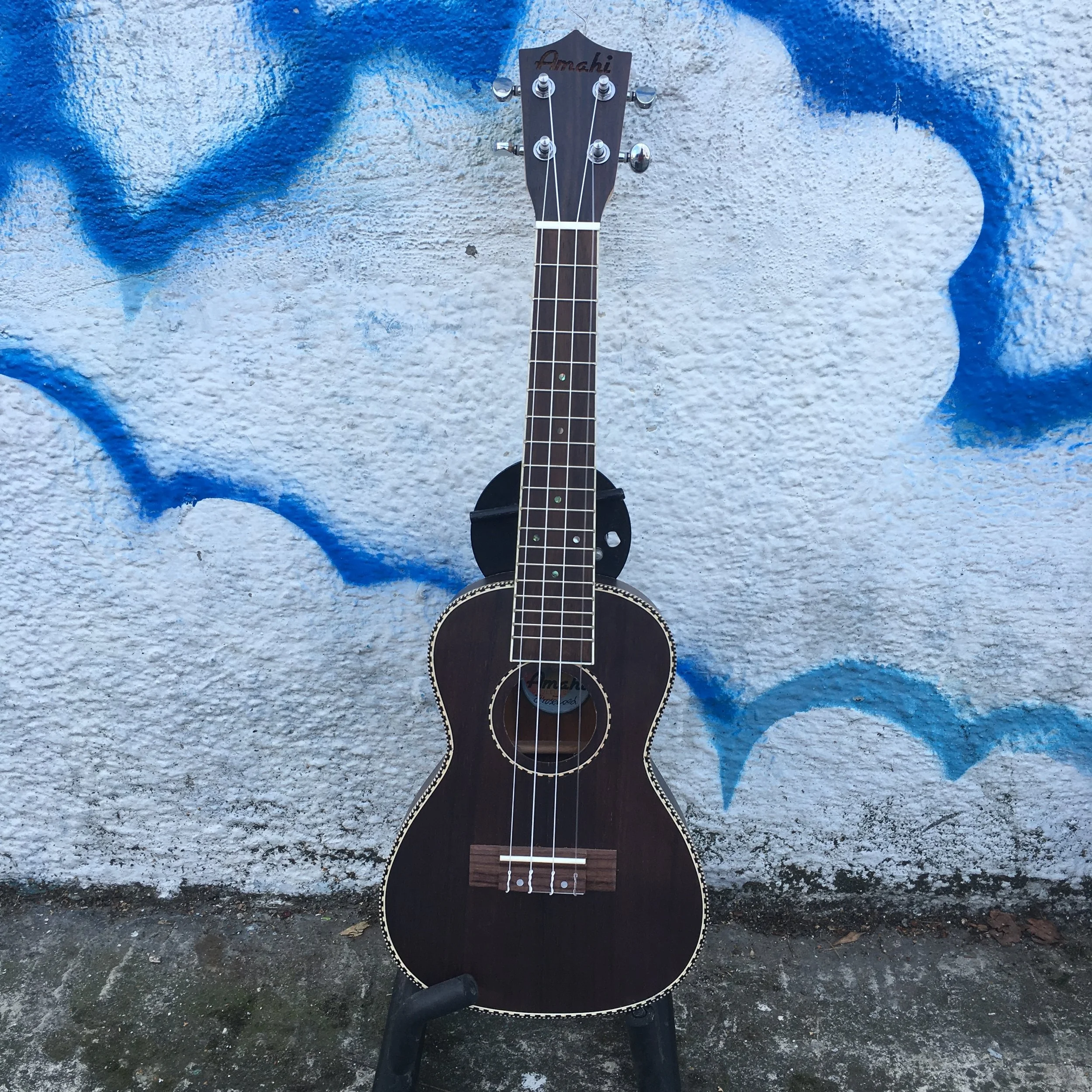 Amahi Ukulele 