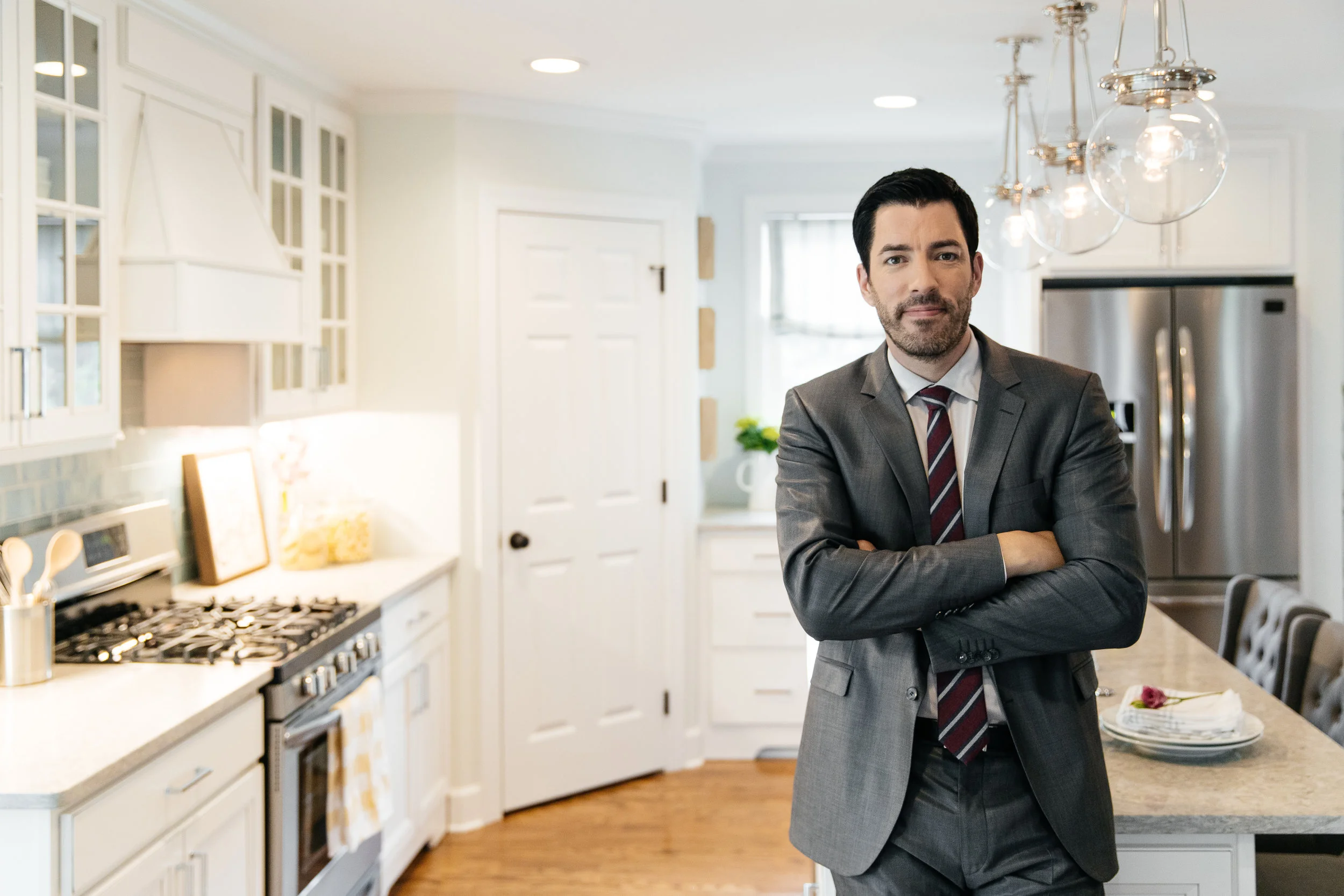 DREW SCOTT I PROPERTY BROTHERS