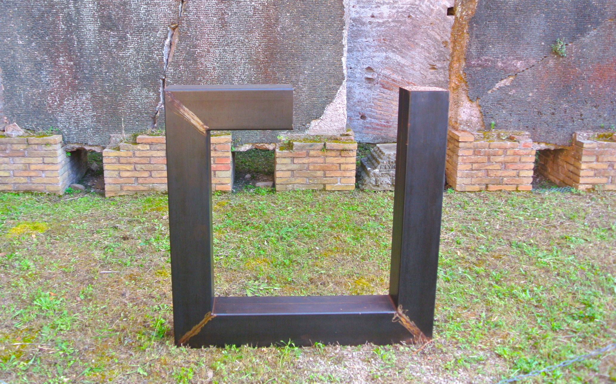 Francesco Arena, Tube (2013)