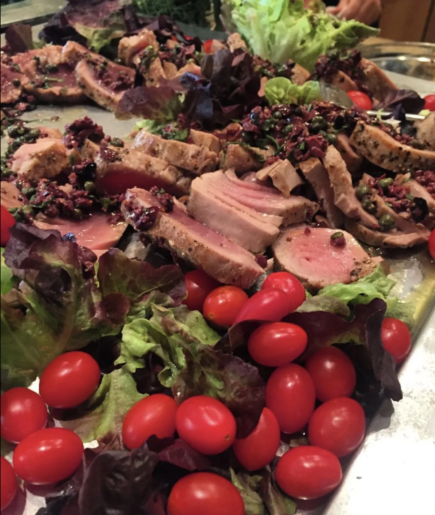 Ahi Loin with Tomatoes & Kalamata Vinaigrette