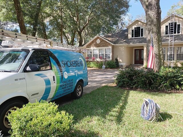 The Shorebreak team is here to help! 💪🚙&bull;
&bull;
if you have a roofing or painting project &mdash; contact us today! We even offer financing! 😍🙌