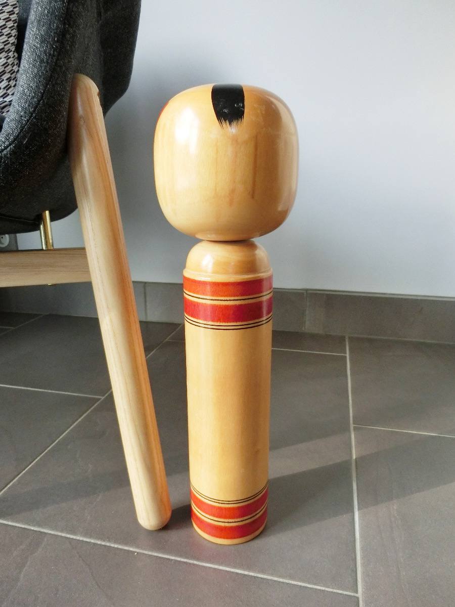 Very large kokeshi by Kaganuma Masayuki