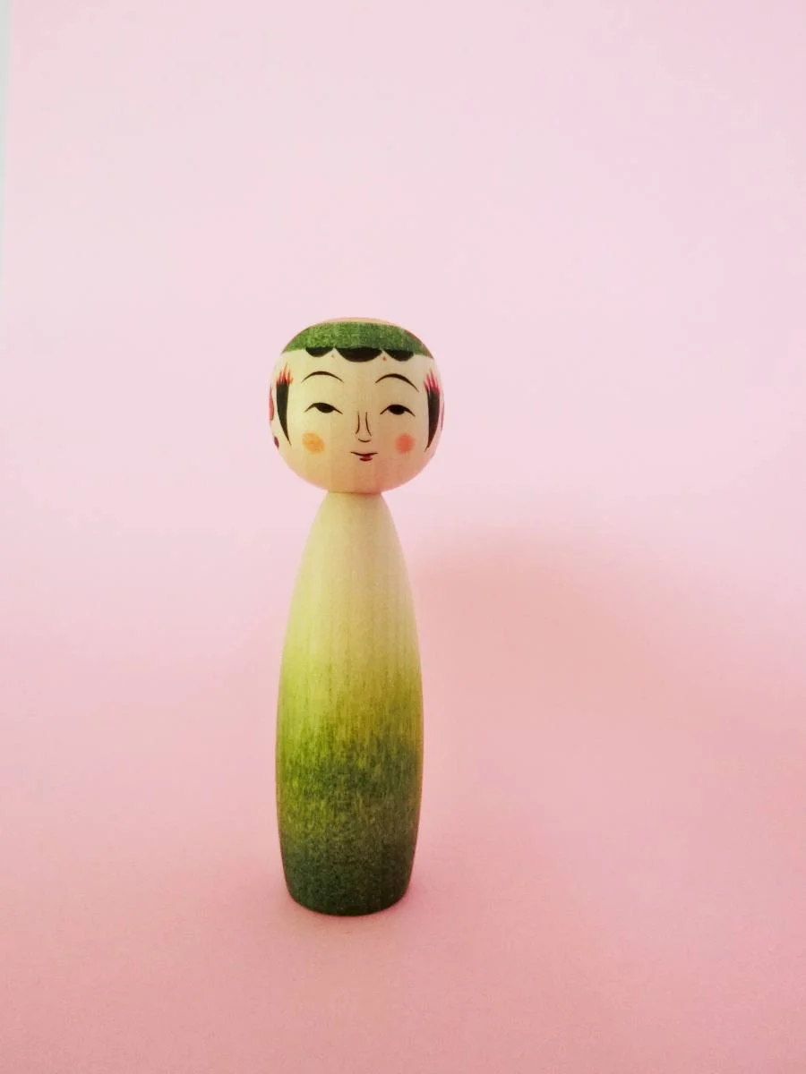 Ombré kokeshi doll by Sato Yusuke (green)