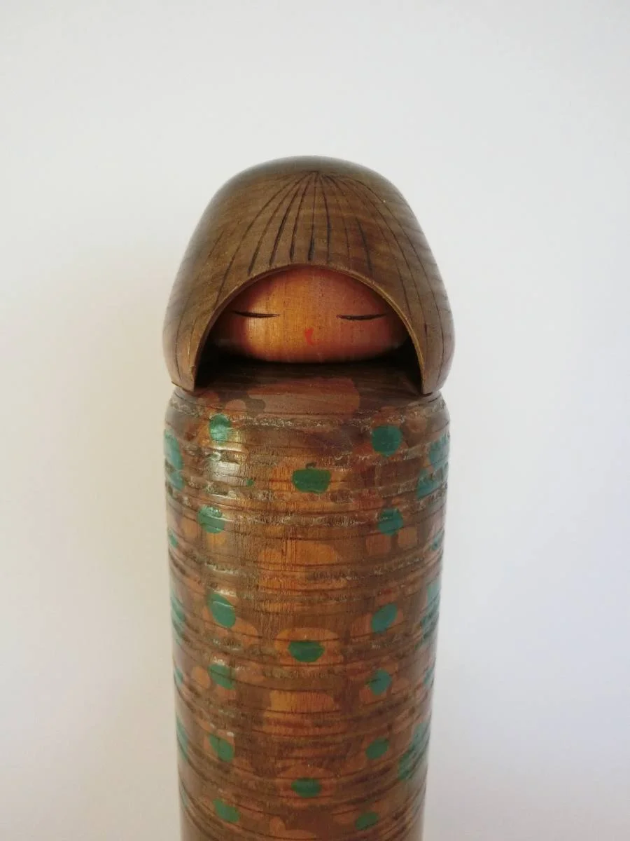 "Wintry weather" kokeshi by Miyajima Muhitsu