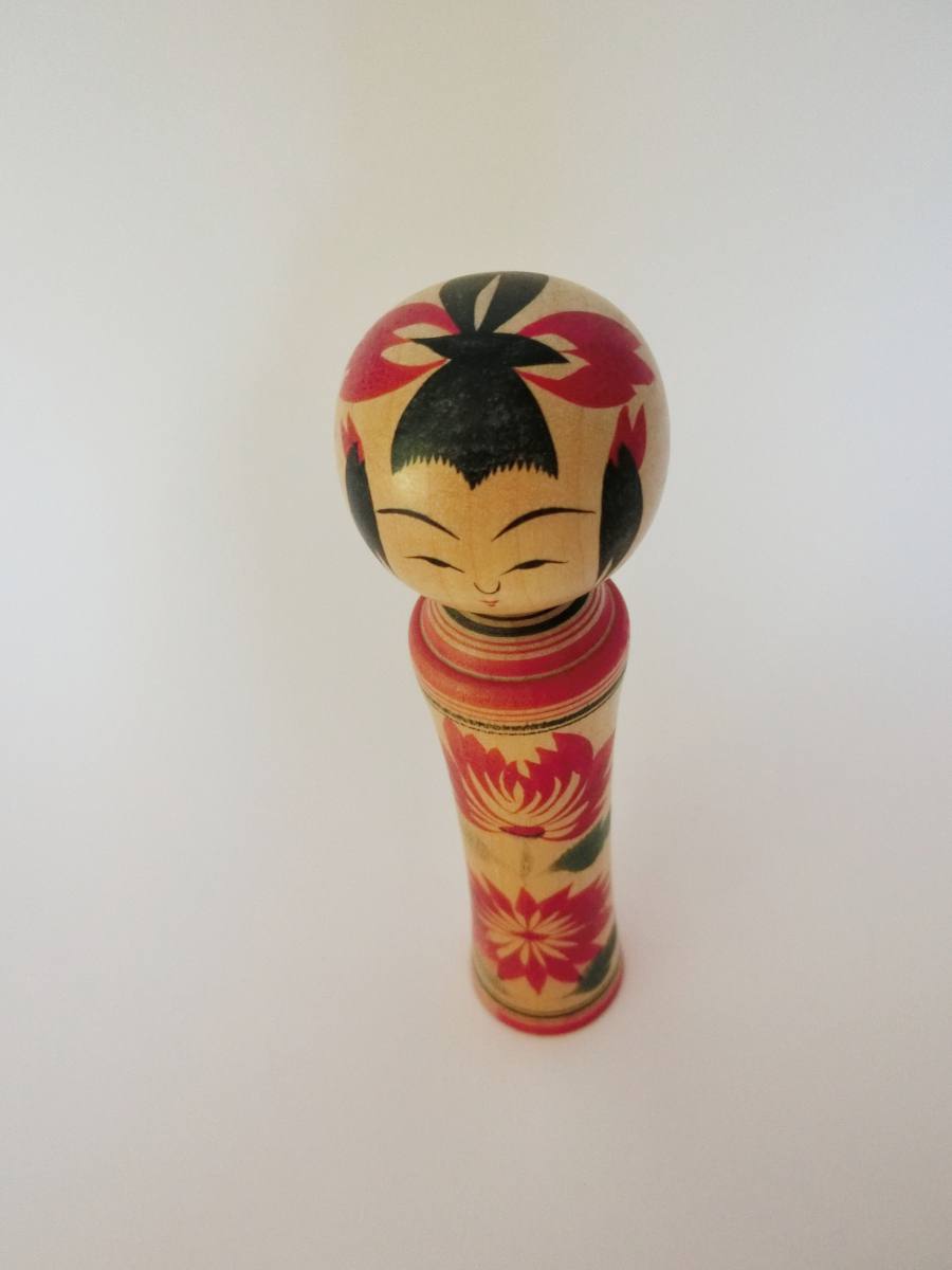 Small kokeshi in Naruko style, by Yusa Fukuju