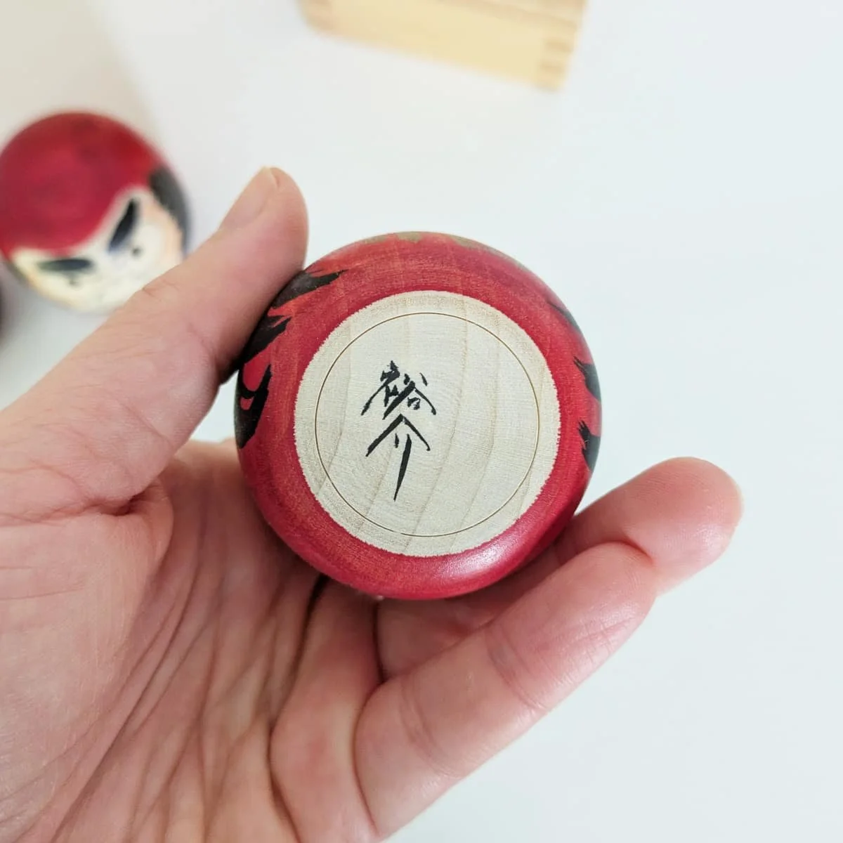 signature kokeshi Sato Yusuke