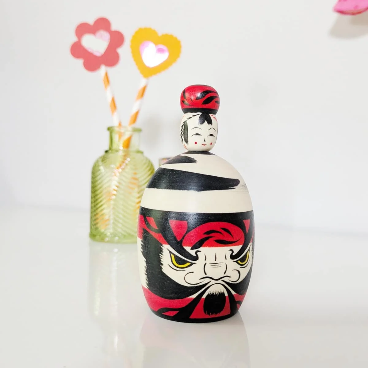 Ejiko au daruma, par Wagatsuma Noboru
