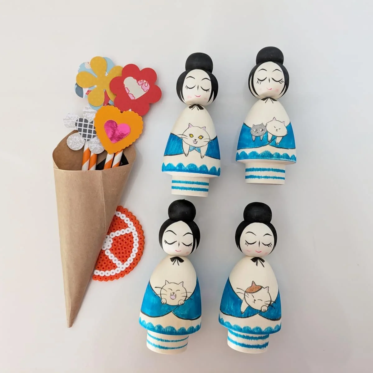 Kokeshi au chat, bleu - Wagatsuma Tsukasa
