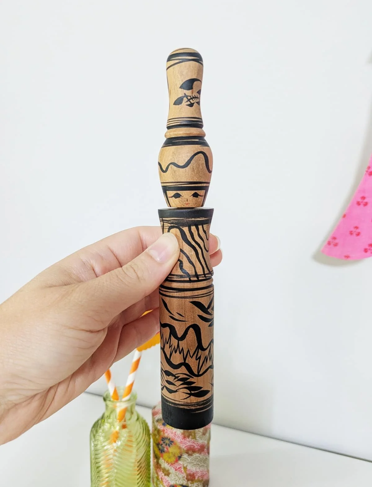 Kokeshi en bois de sakura par Wagatsuma Noboru