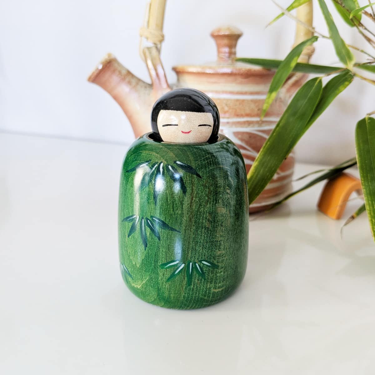 Kokeshi kaguya hime sur Folkeshi.com