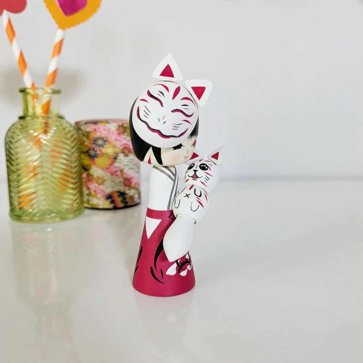 Poupée kokeshi "miko" par Wagatsuma Noboru