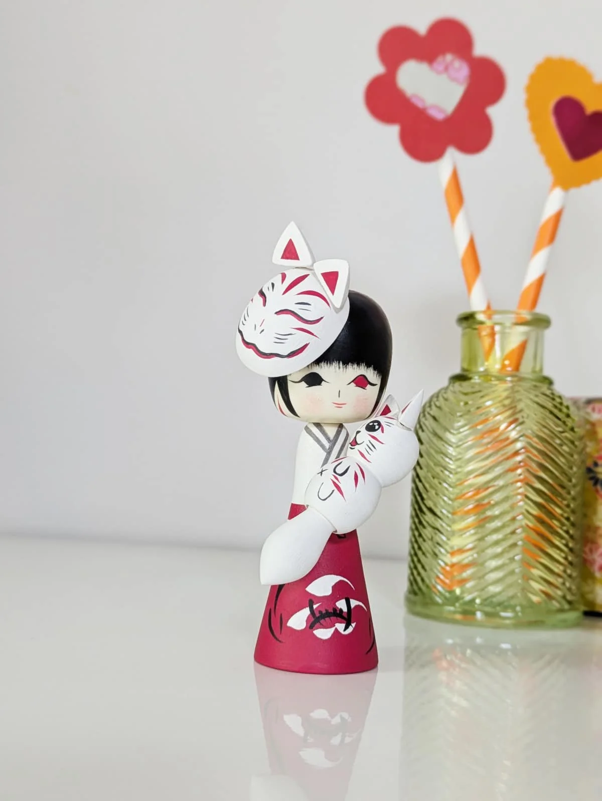 Poupée kokeshi "miko" par Wagatsuma Noboru