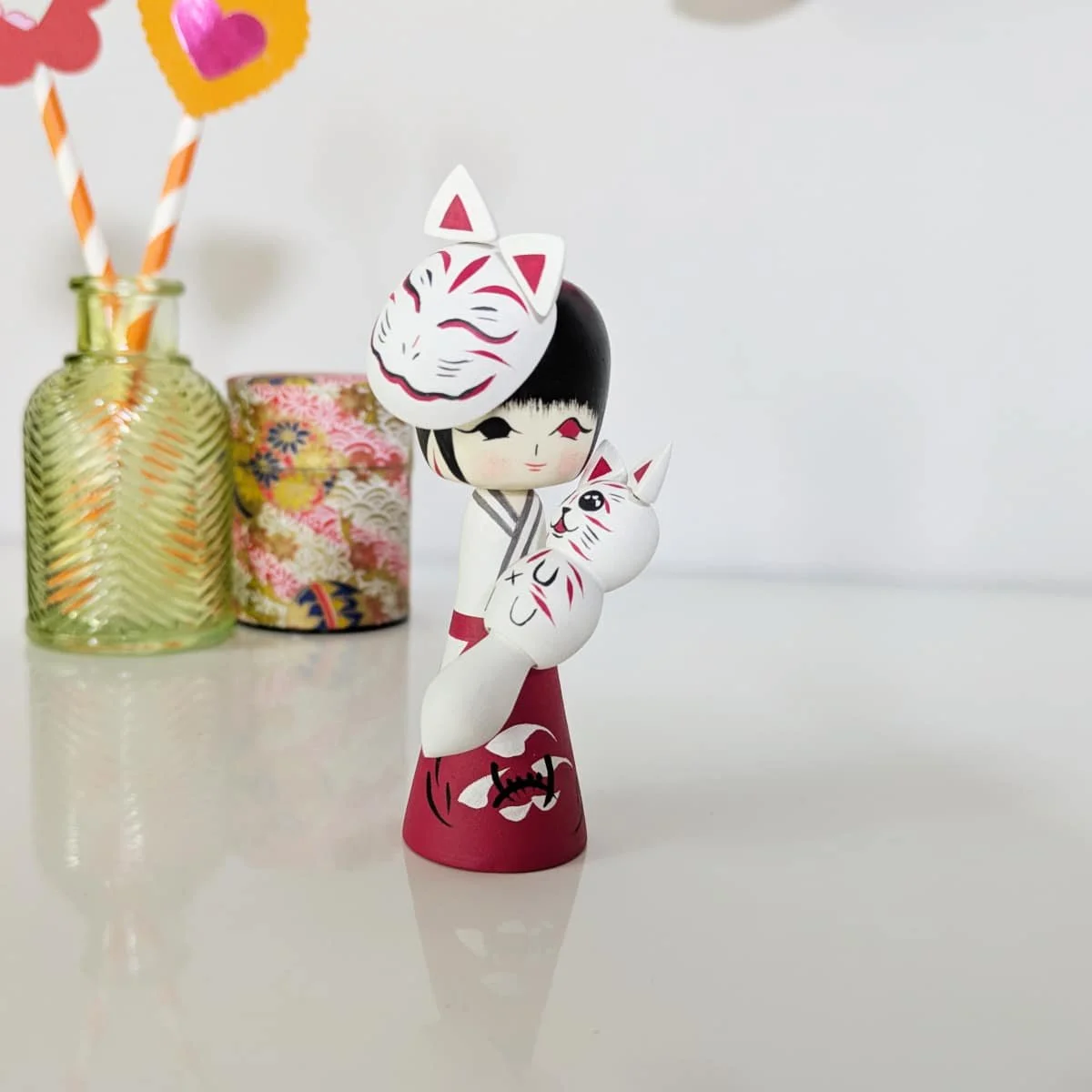 Poupée kokeshi "miko" par Wagatsuma Noboru